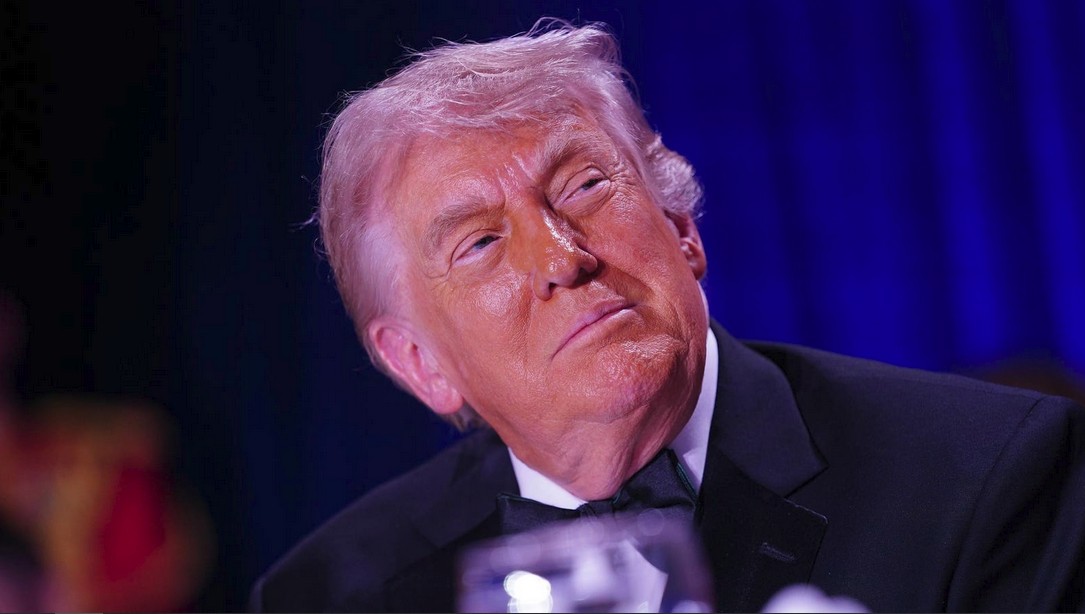 আমি ধর্ষক বা শিশুকামী নই : ট্রাম্প